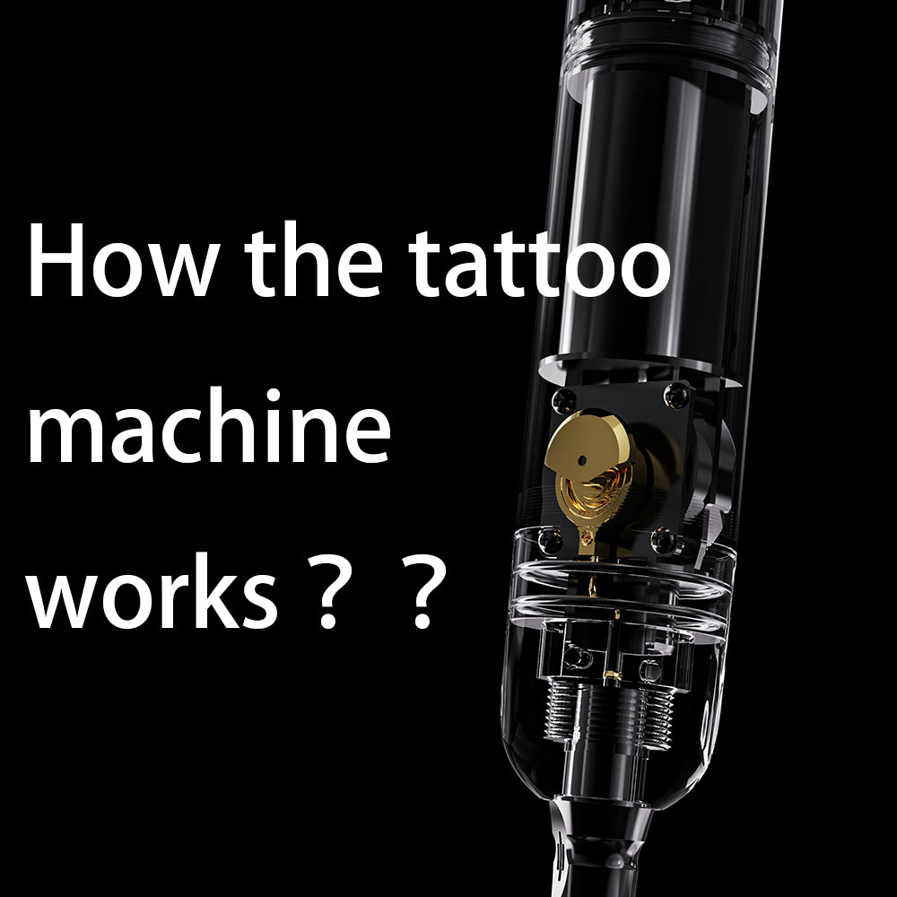 Main D'un Tatoueur Avec Une Machine à Tatouer./main D'un Tatoueur  Professionnel Et D'un Pistolet à Tatouer.